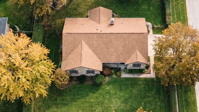 Acres to square feet: aerial view of a residential lot