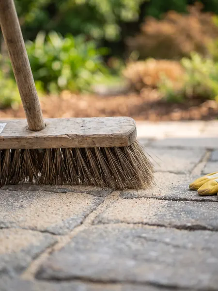 Polymeric sand in paver joints Polymeric sand calculator: polymeric sand swept into paver joints